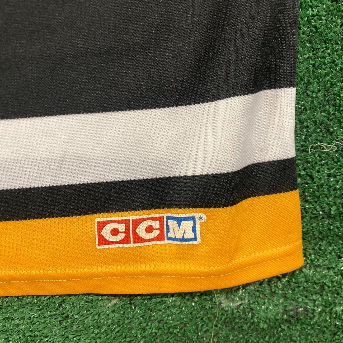 Vintage 80s Pittsburgh Penguins Jersey NHL Hockey Team Shirt