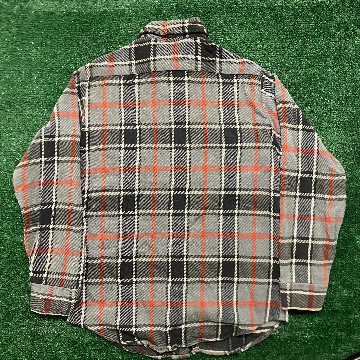 Vintage 90s Alaskan Plaid Flannel Essential Button Up Shirt
