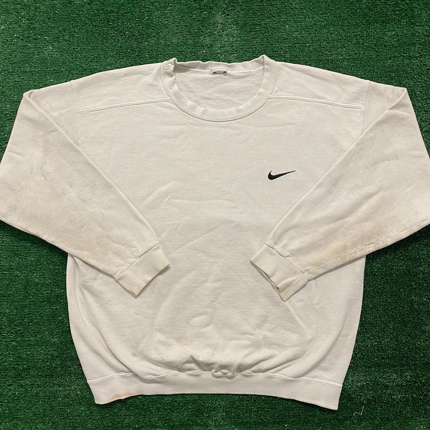 Vintage nike discount crewneck sweatshirt white