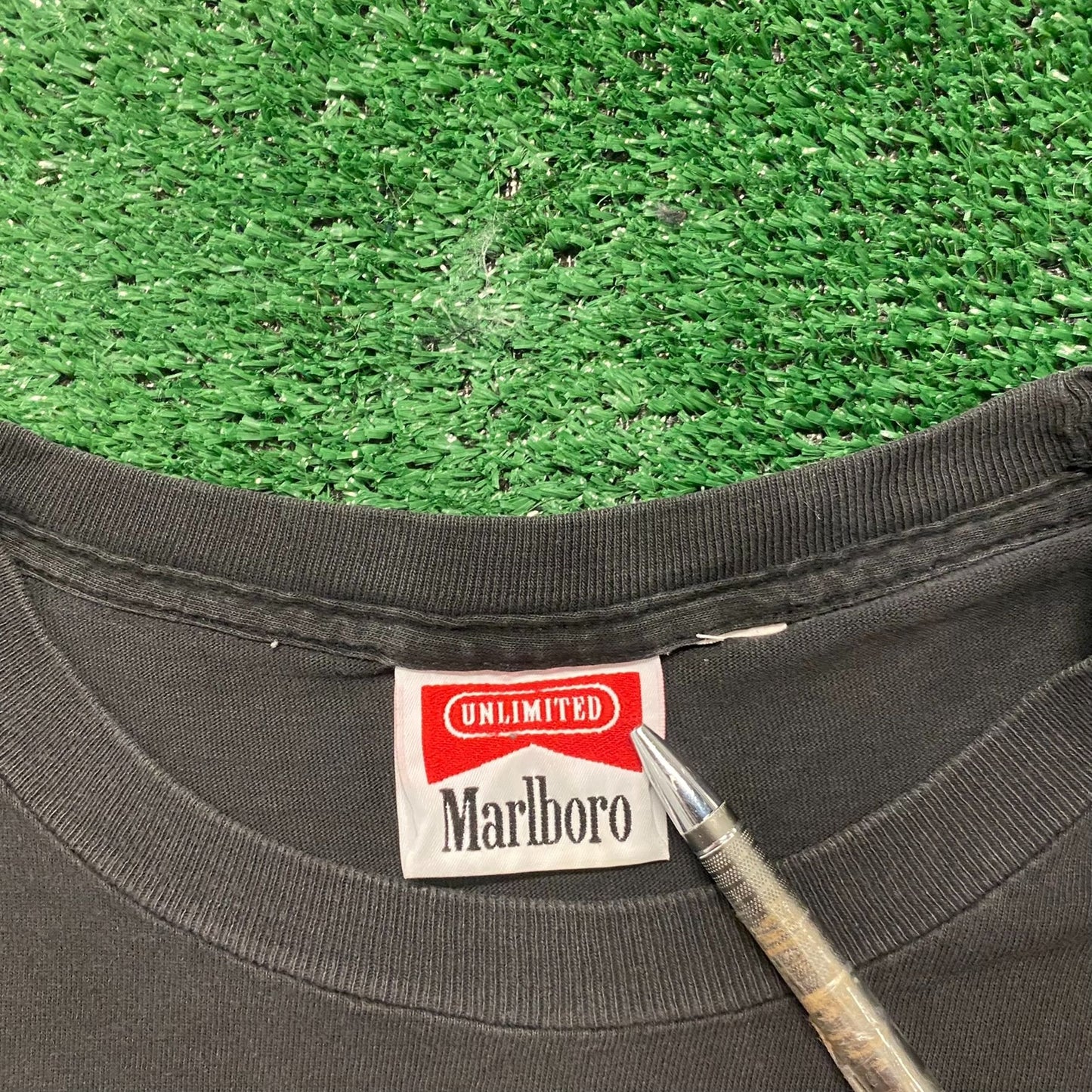 Marlboro Unlimited Train Vintage 90s Single Stitch T-Shirt