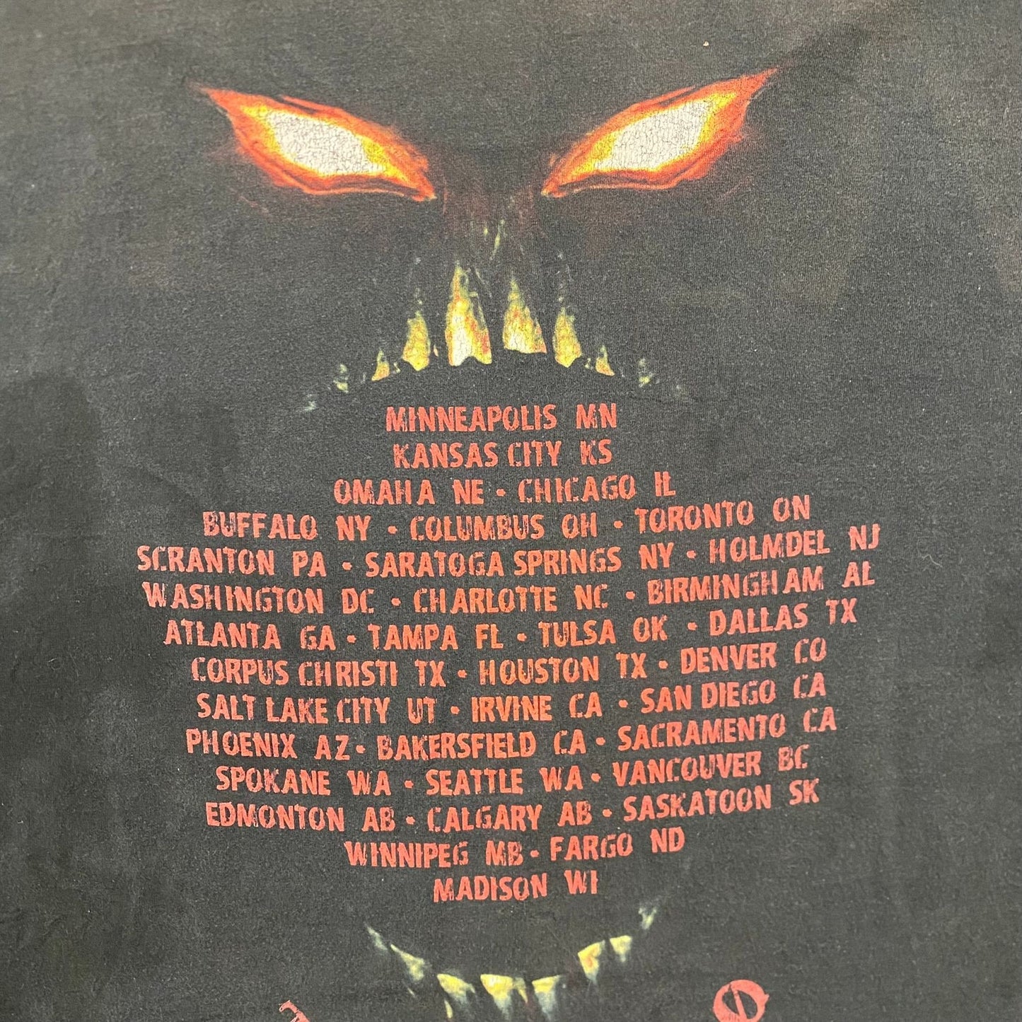 Vintage Y2K Sun Faded Disturbed Heavy Metal Rock Band Tee