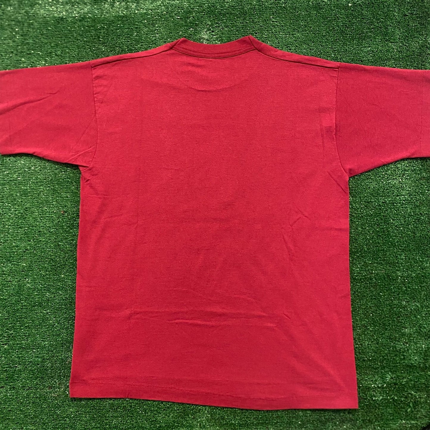 Vintage 90s Essential Russian Kremlin Statue Art Single Stitch T-Shirt