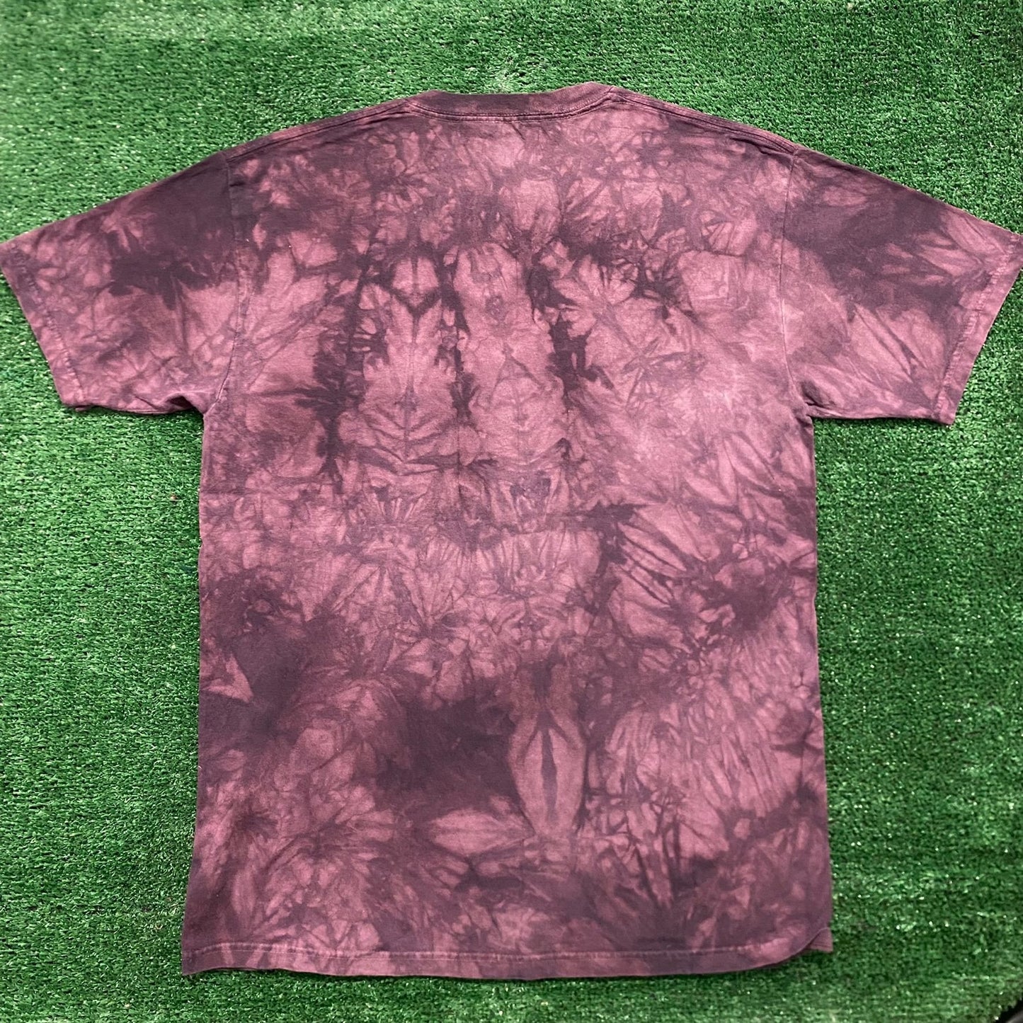 Vintage Y2K Essential Wolf Nature Animals T-Shirt