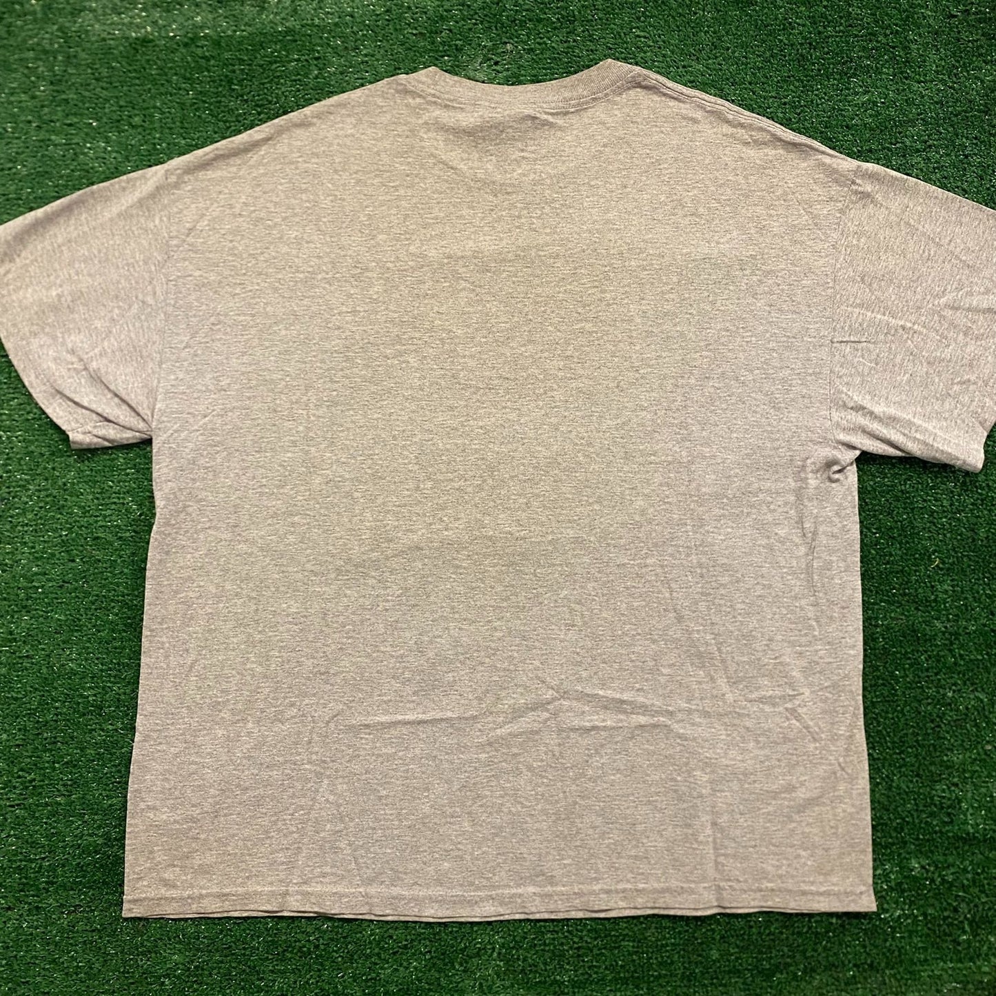 NASCAR Fanatic Vintage 2000s Racing T-Shirt