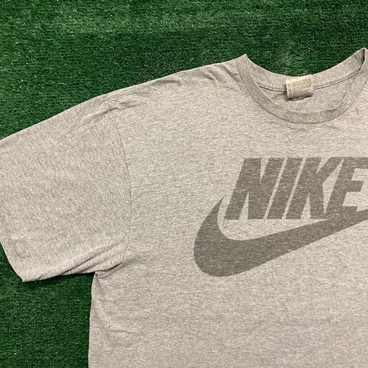 Vintage Y2K Nike Spell Out Swoosh Center Logo Essential Tee