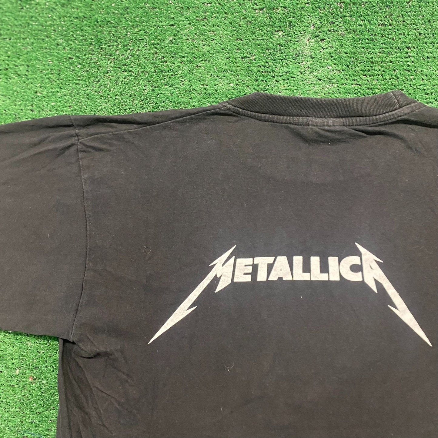 Vintage Y2K Metallica Skull Hourglass Metal Rock Band Tee