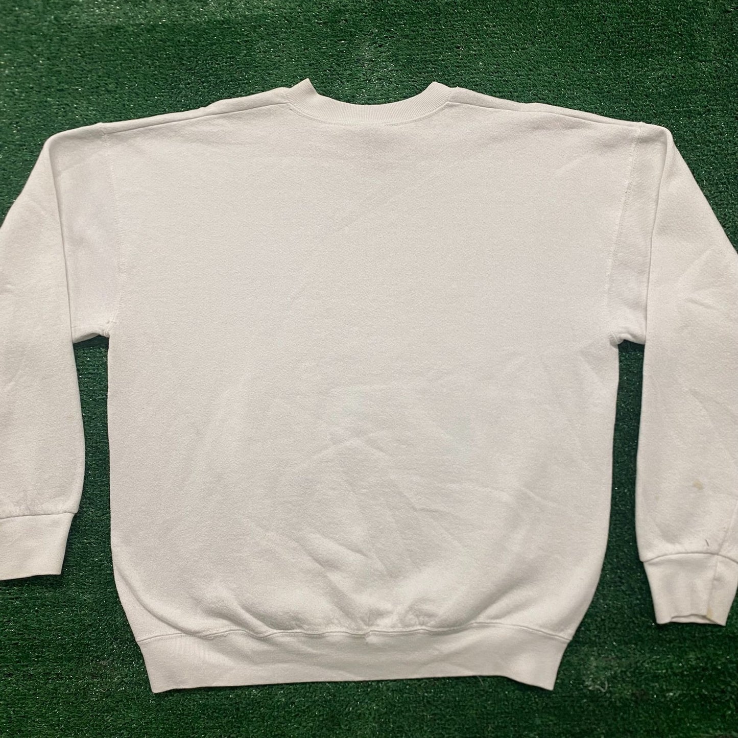 Vintage 90s Ripley's Believe It Or Not Essential Crewneck