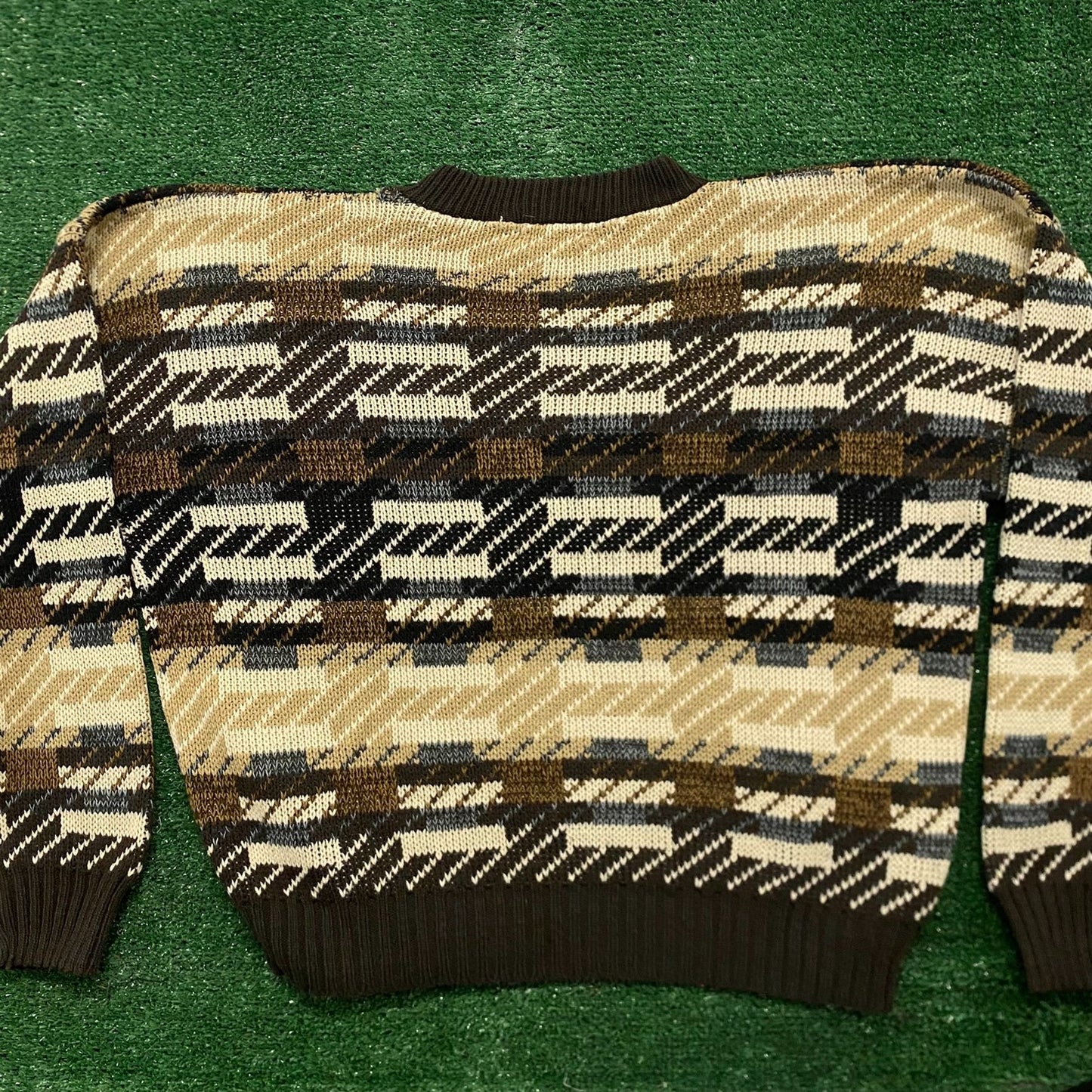 Vintage 90s Geometric Tonal Essential Crewneck Sweater