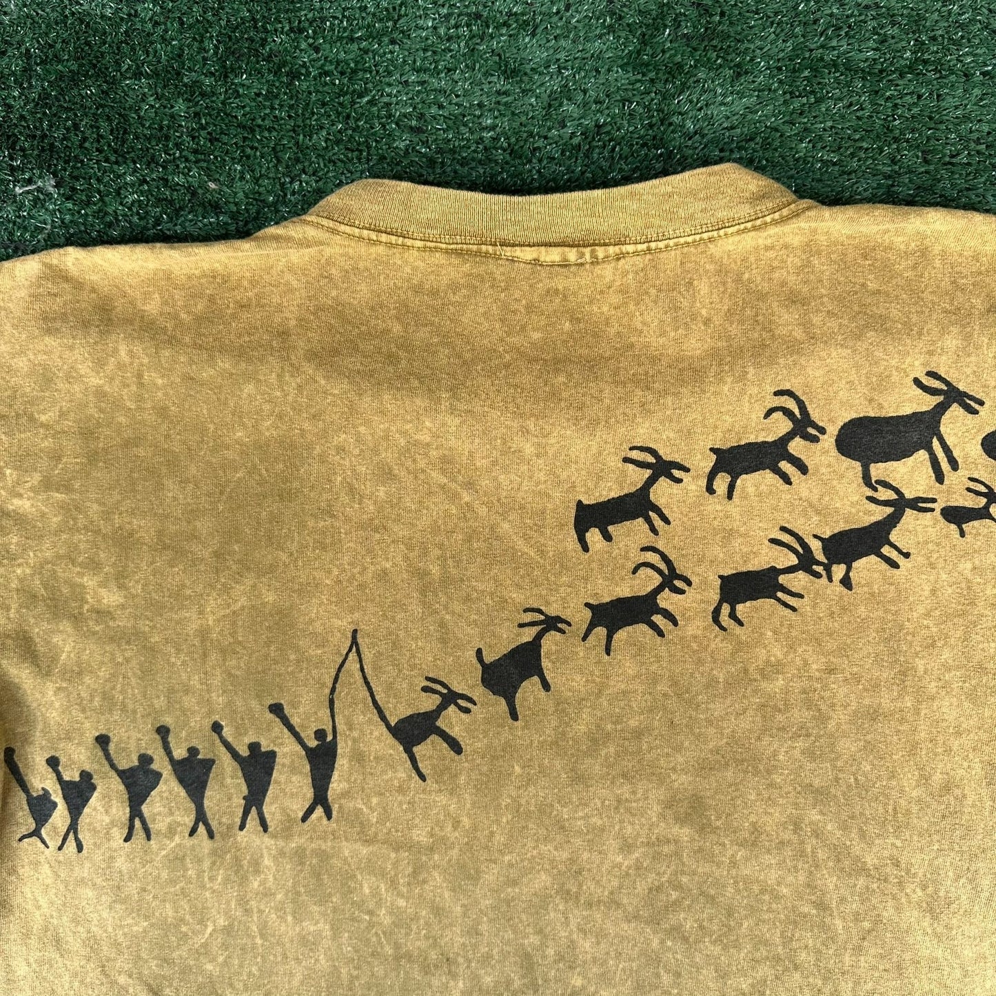 Vintage 90s Native Indian Cave Art T-Shirt Tie Dye Tan XL Single Stitch Hunting