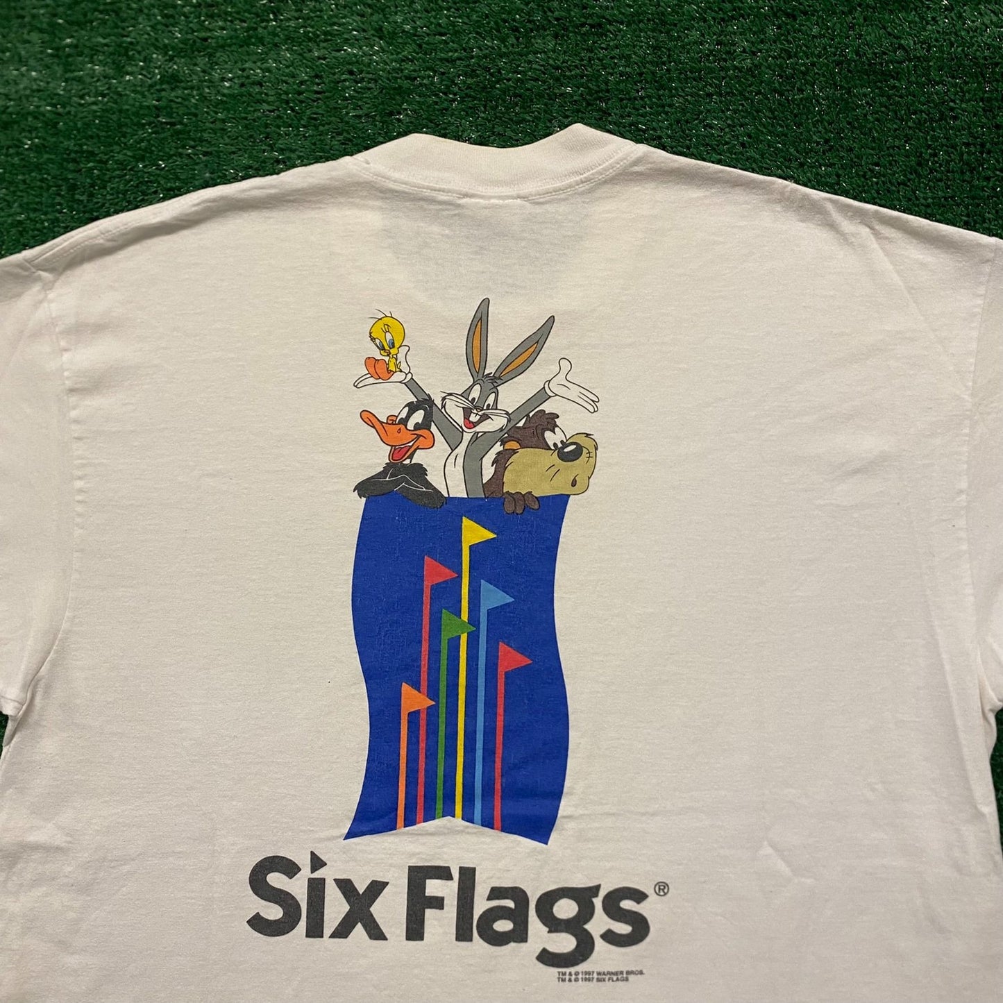 Looney Tunes Six Flags Vintage 90s Cartoon T-Shirt