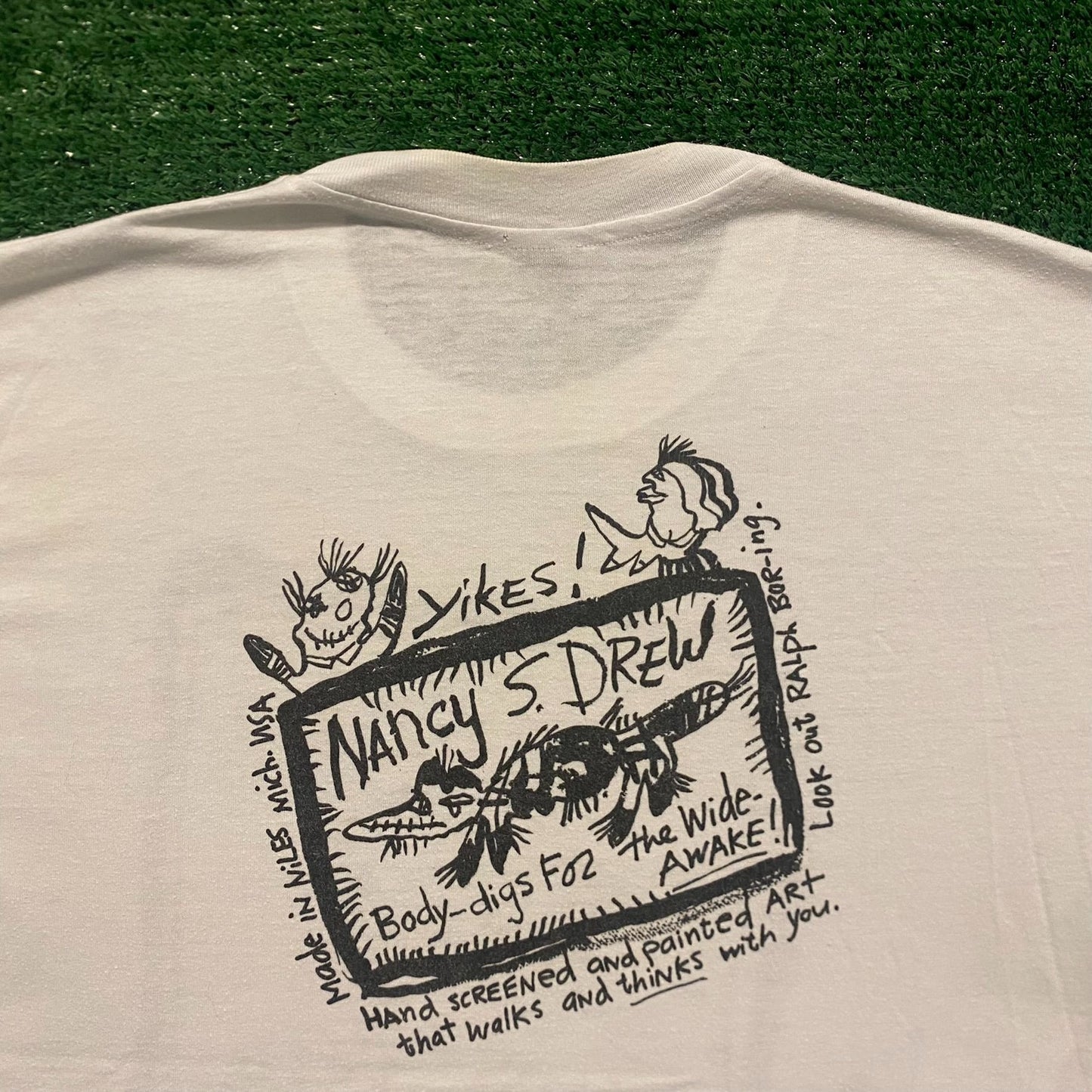 Nancy Drew Vintage 90s Art T-Shirt