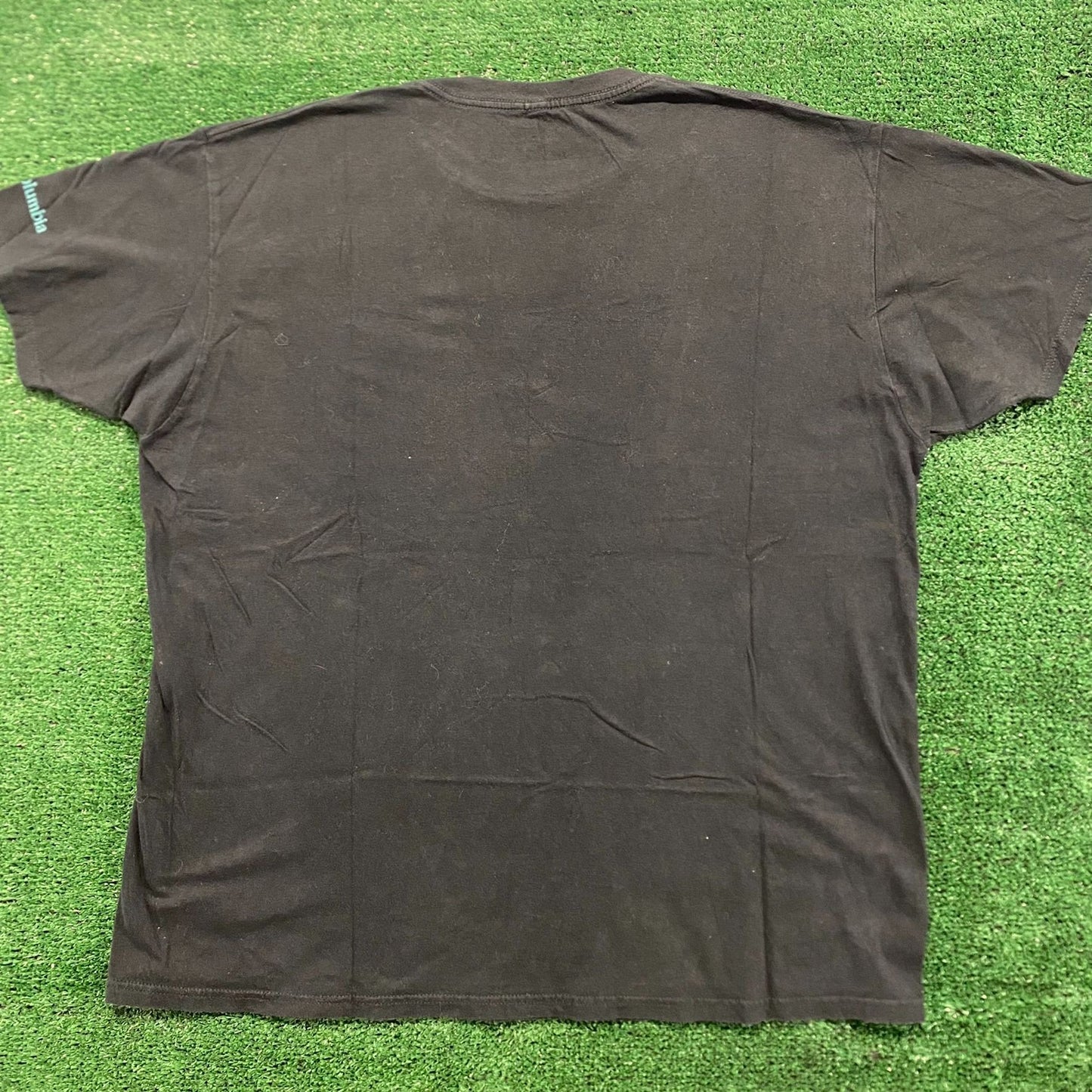 Columbia Sportswear Tri Color Vintage Outdoor T-Shirt