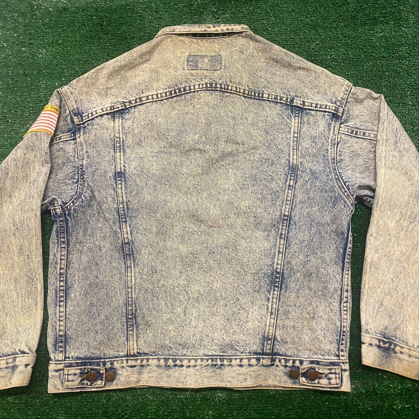 Vintage 90s Essential Thrashed Levi's Desert Storm Denim Trucker Jacket