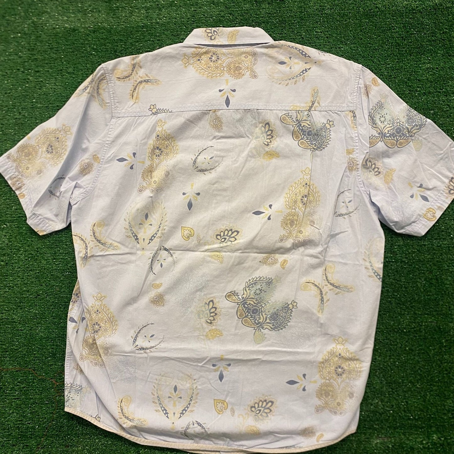 Tommy Bahama Paisley Floral Vintage Button Up Shirt