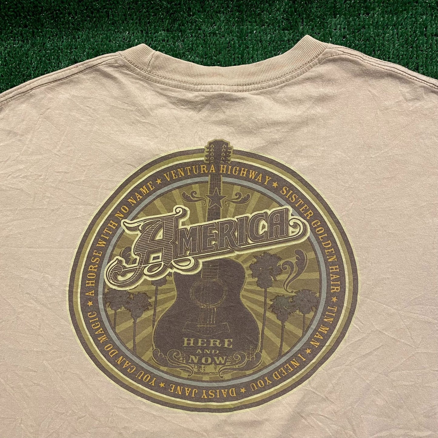 America Guitar Vintage Country Band T-Shirt