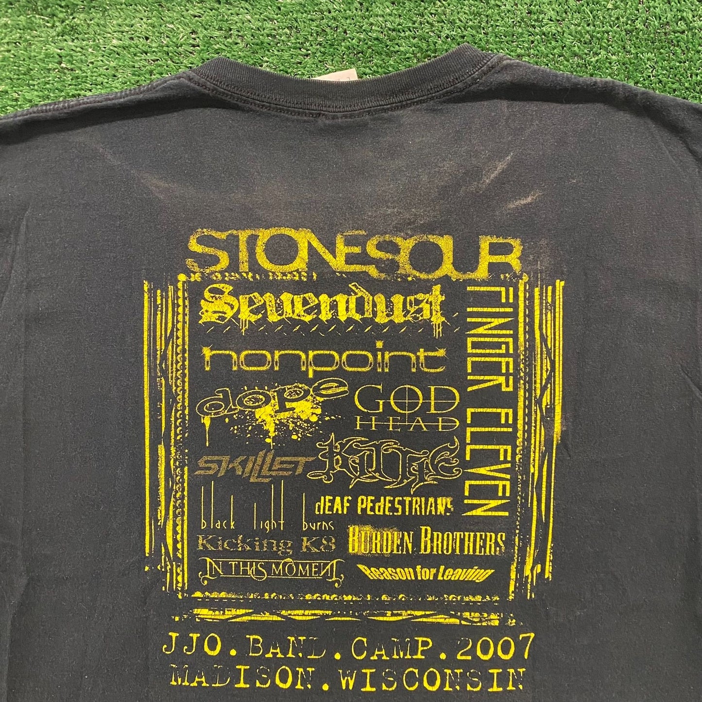 Vintage Y2K Band Camp Metal Rock Band Concert T-Shirt