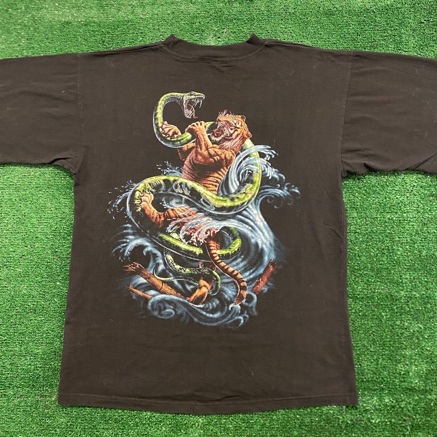 Tribal Tiger Snake Tattoo Art Vintage Japan T-Shirt