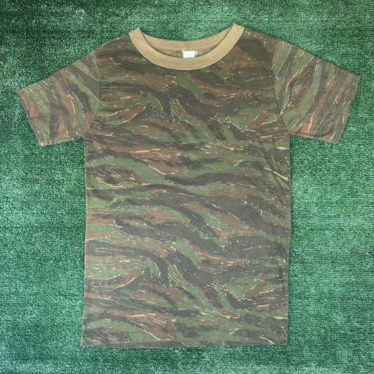 Vintage 80s Tiger Stripe Camo T-Shirt Single Stitch Vietnam Gorpcore Grunge S/M