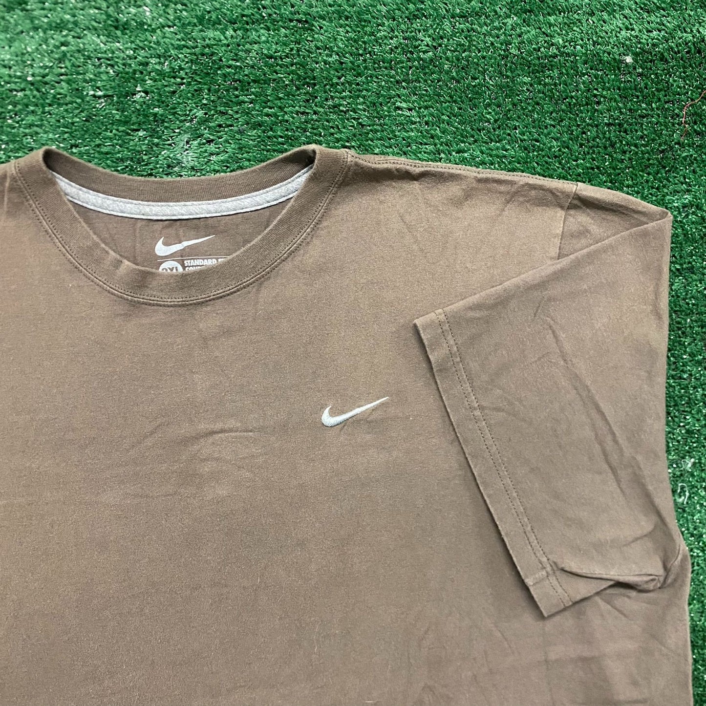 Vintage Y2K Nike Solo Swoosh Logo Essential Baggy Tonal Tee