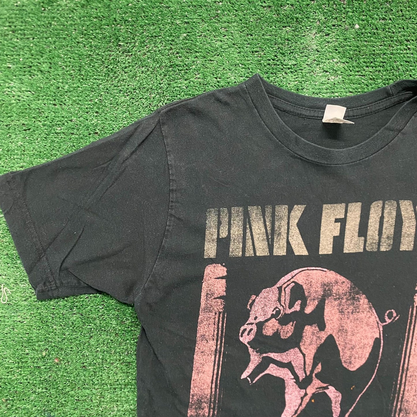 Vintage Y2K Pink Floyd Pig Band Shirt Rock Concert Punk Tee