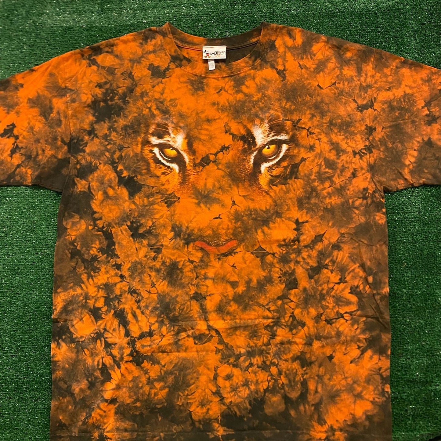 Disney Tiger Eyes Vintage Animals Nature T-Shirt