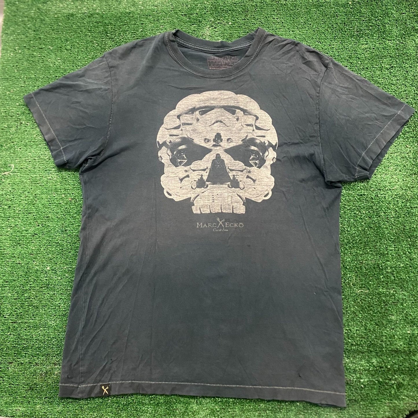 Vintage Y2K Star Wars Skull Shirt Single Stitch Vader Tee