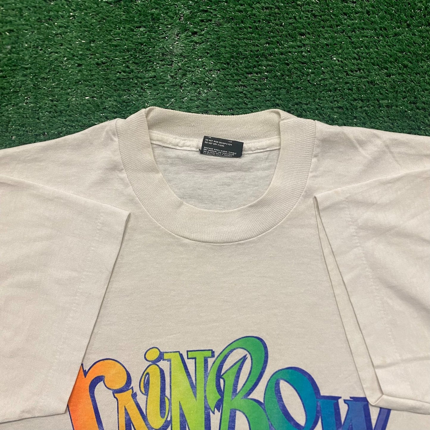 Vintage 90s Screen Stars Rainbow Single Stitch T-Shirt