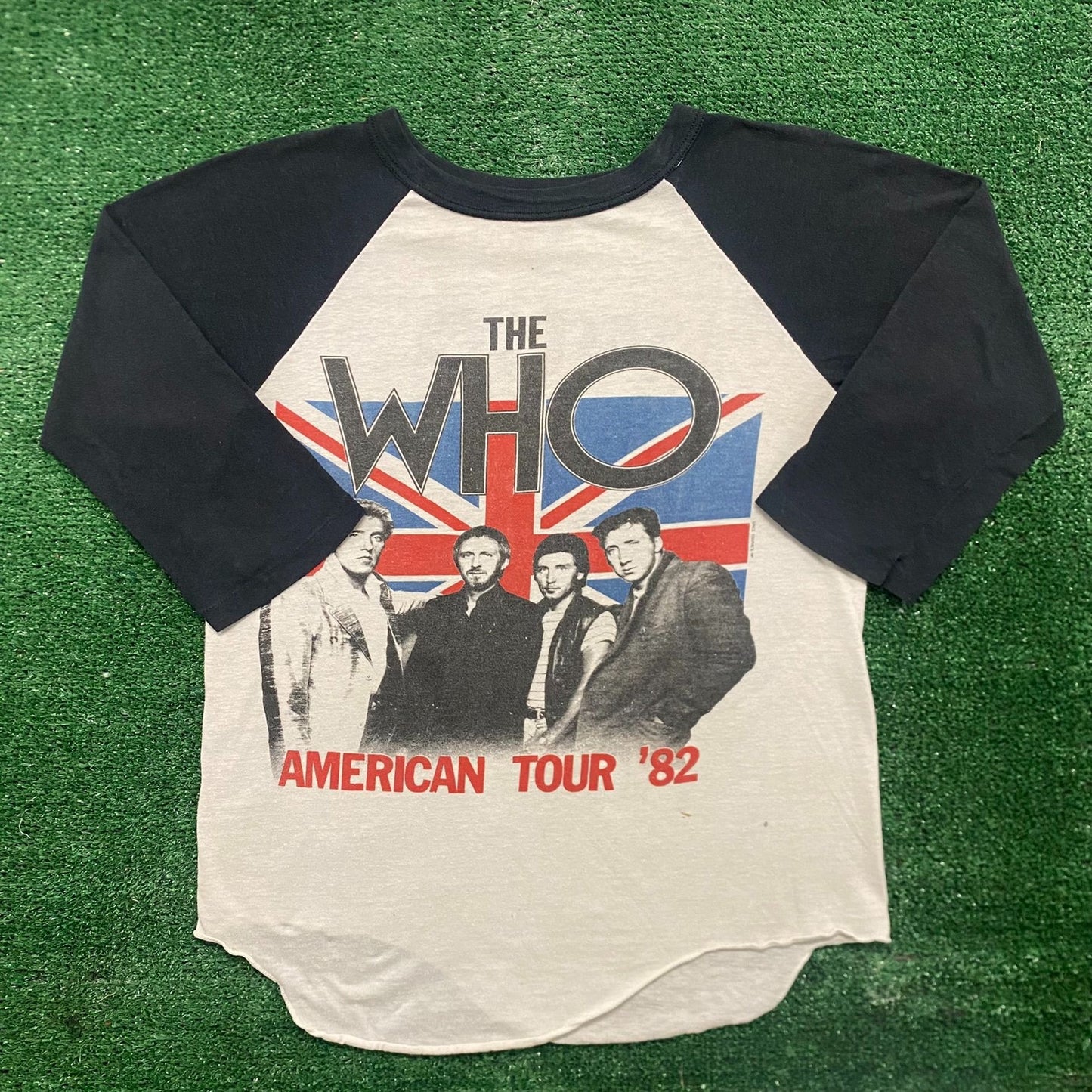 Vintage 80s The Who American Tour 1982 Rock Band Raglan Tee