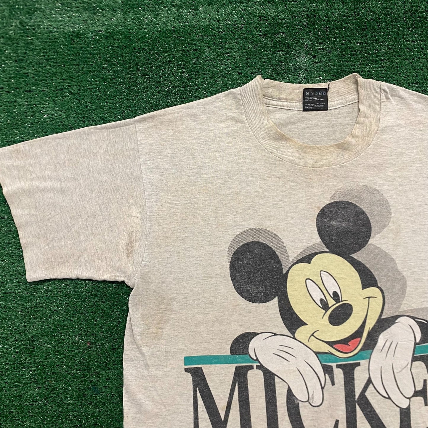 Vintage 90s Essential Mickey Mouse Single Stitch T-Shirt
