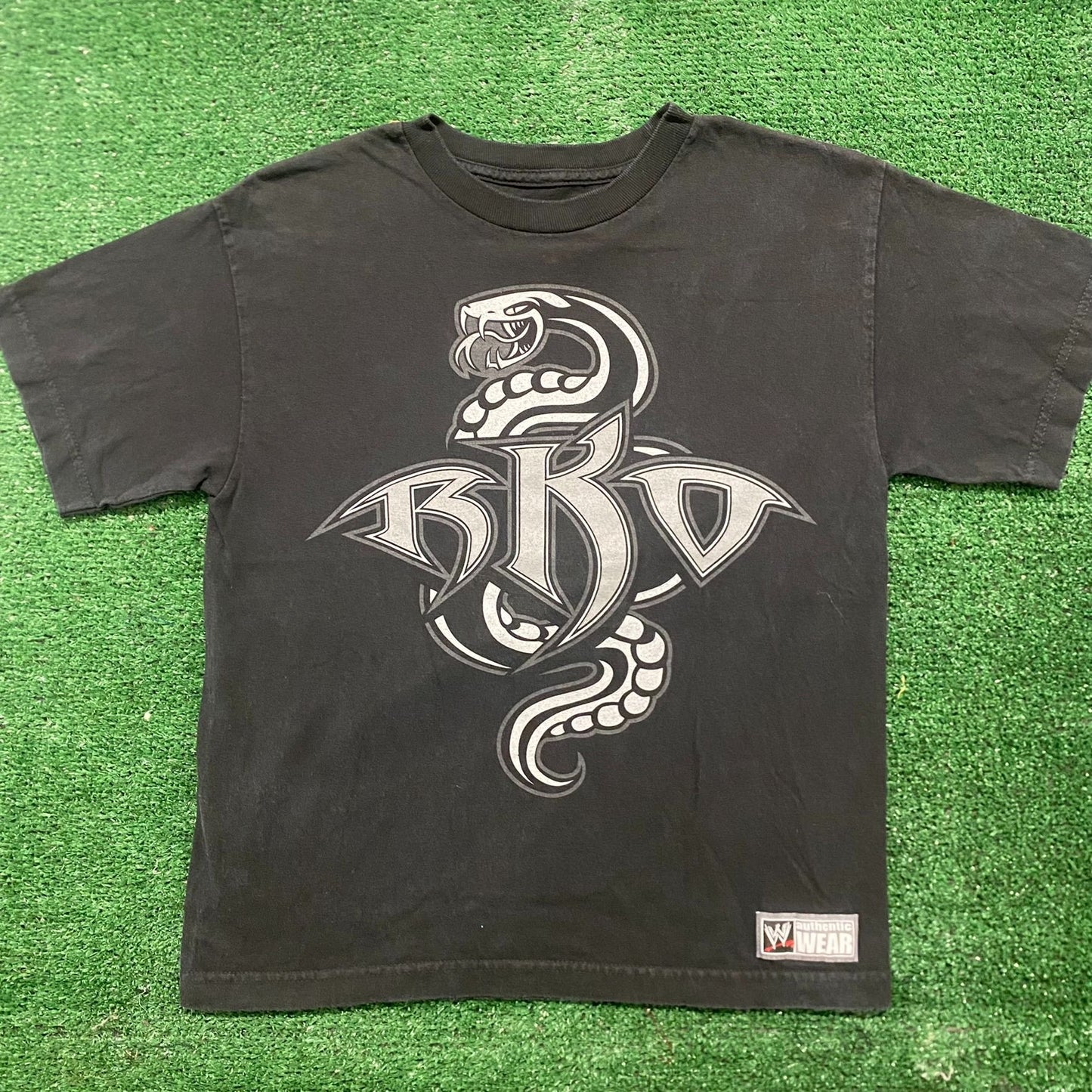 Vintage Y2K WWE RKO Randy Orton Snake Essential Wrestler Tee