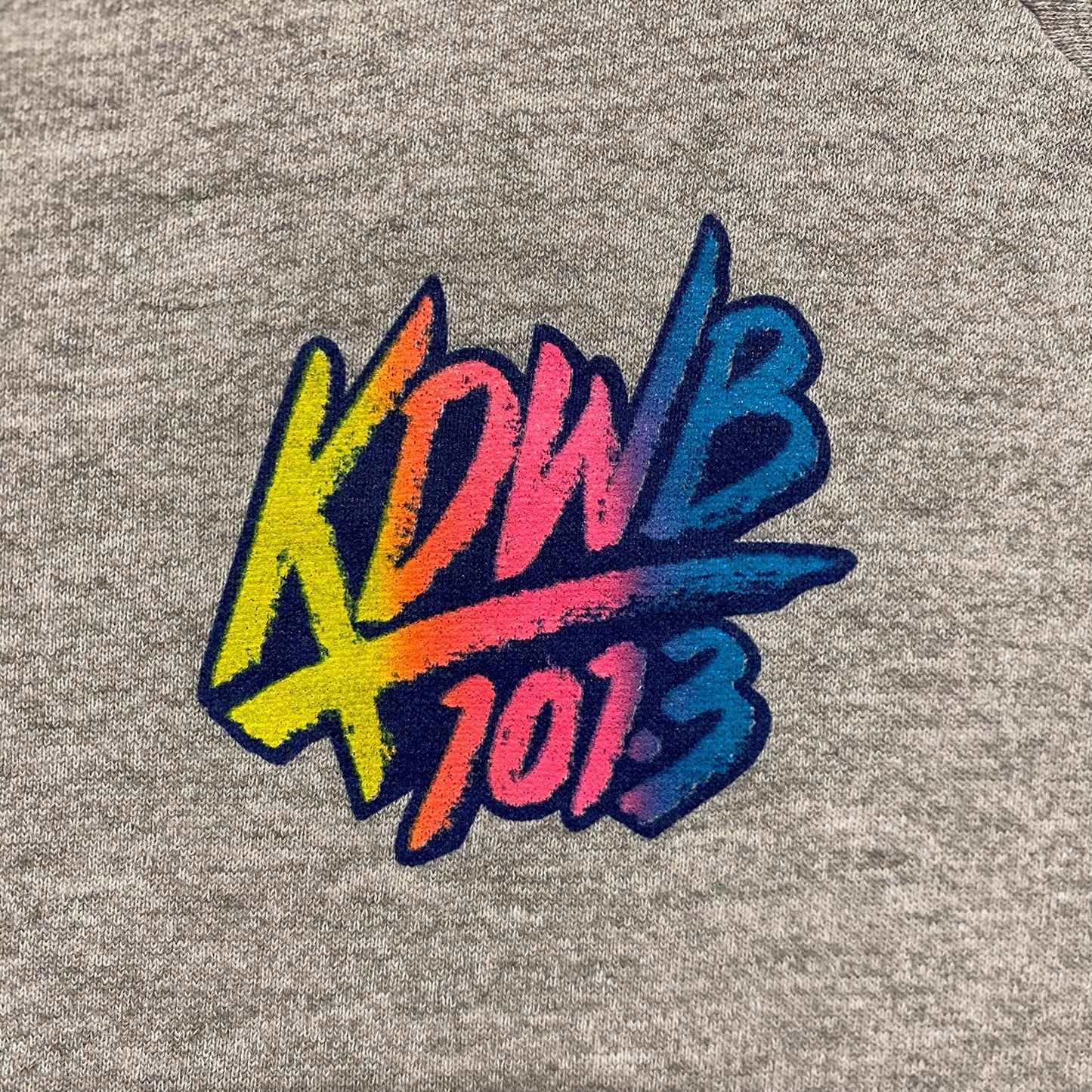Vintage 90s KDWB 101.3 Radio Minnesota Crewneck Sweatshirt