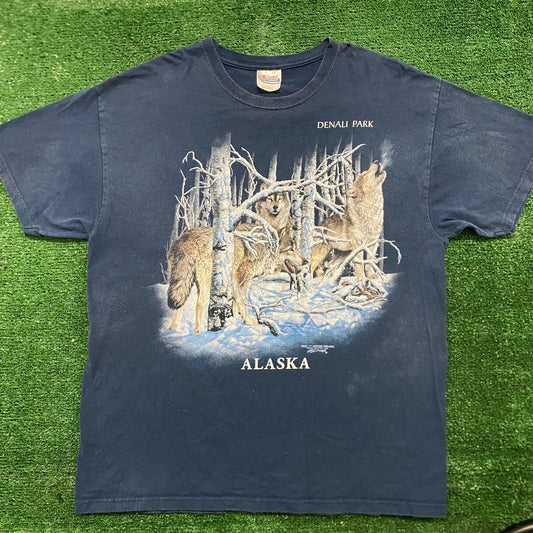 Vintage 90s Alaska Wolf Nature Landscape Art Tourist Tee