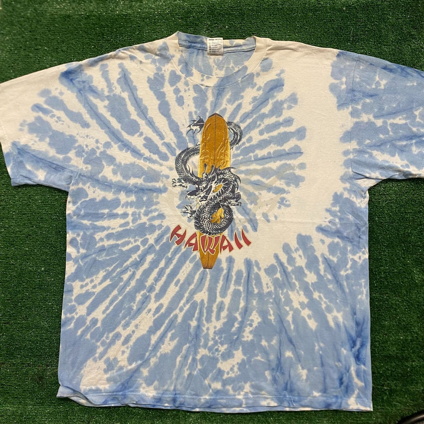 Vintage Y2K Hawaii Dragon Surfboard Tribal Tie Dye Tee