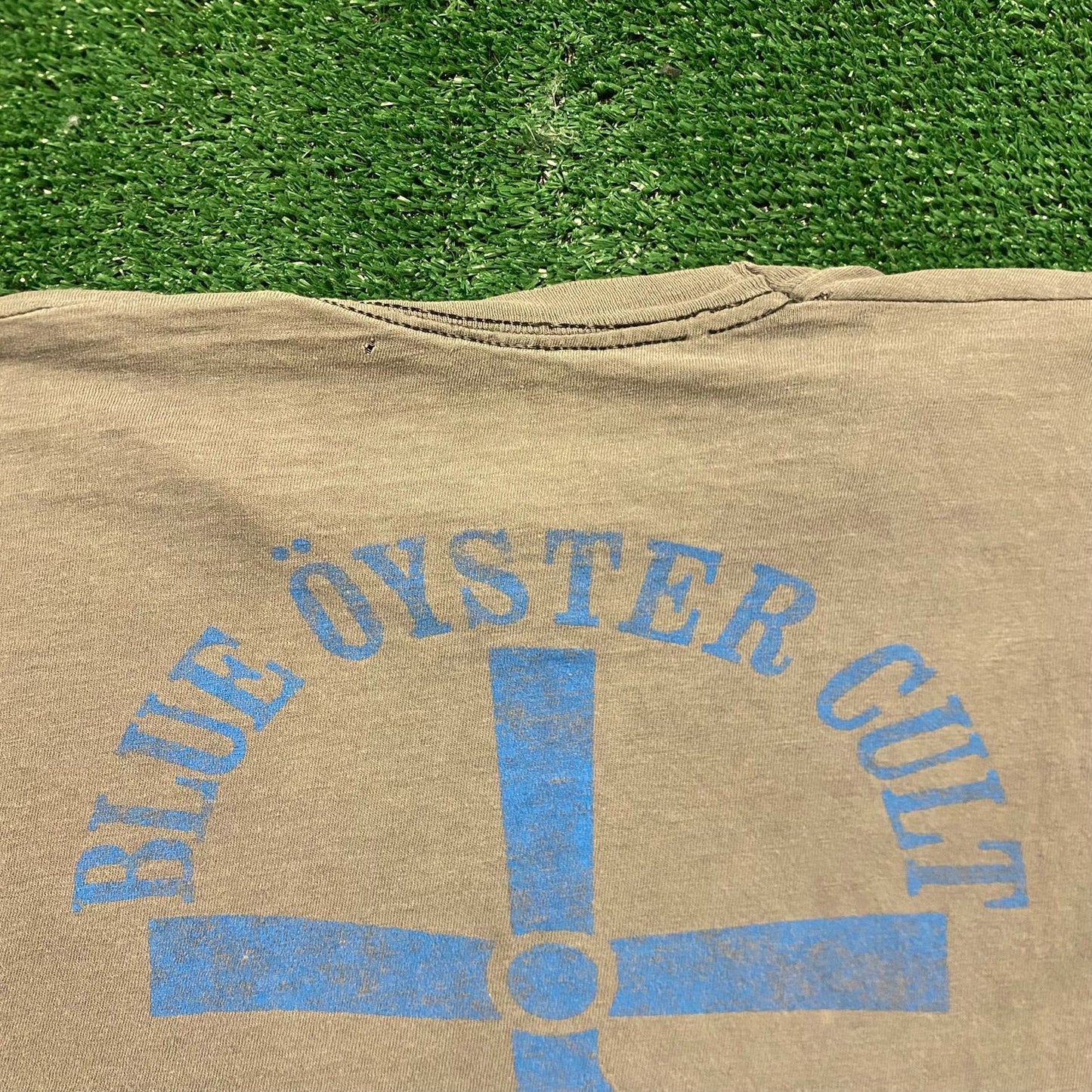 Vintage 80s Essential Sun Faded Blue Oyster Cult Rock Band T-Shirt