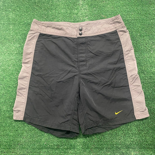 Vintage Y2K Nike Tennis Logo Essential Athletic Gym Shorts