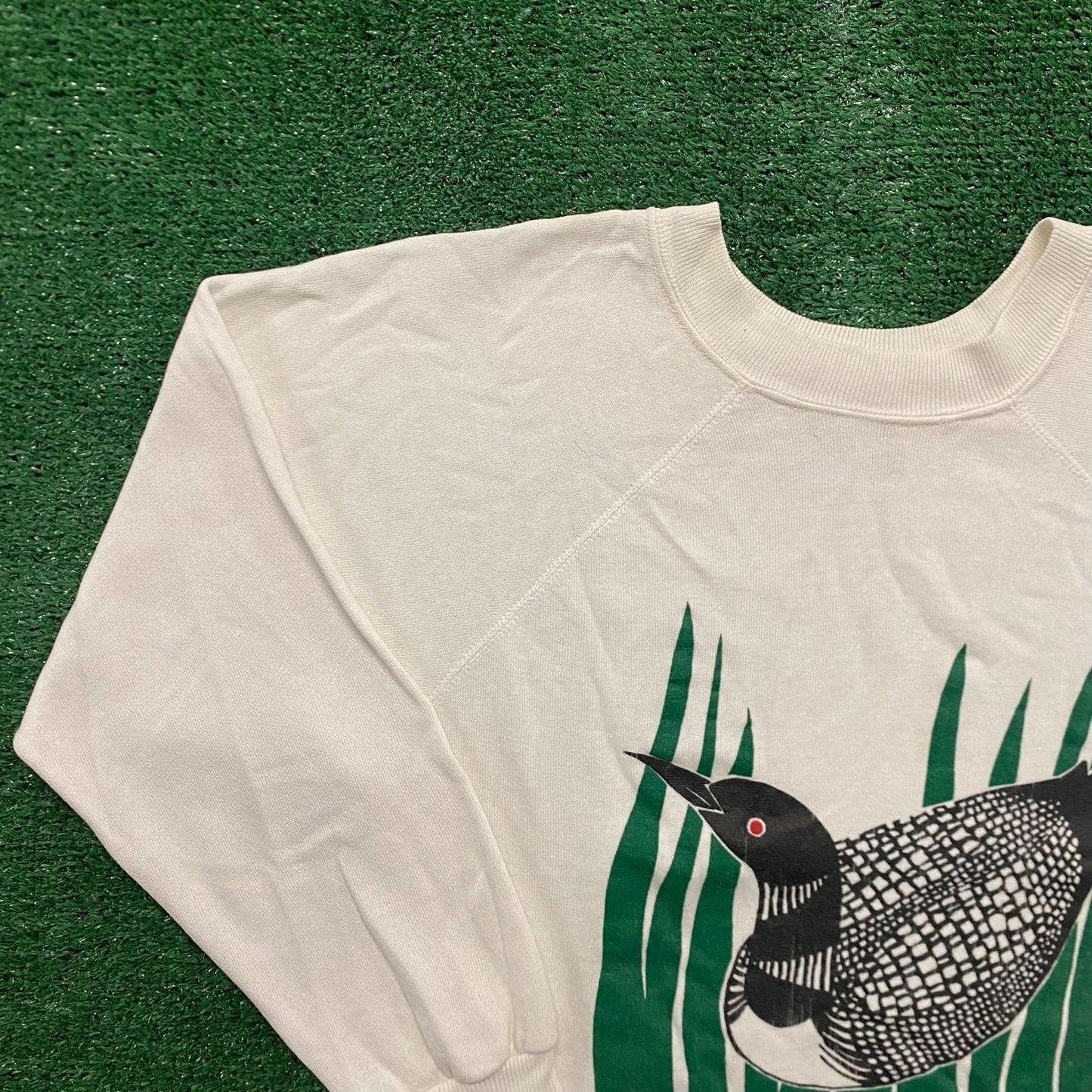 Vintage 80s Duck Nature Art Sweatshirt White Animal Crewneck