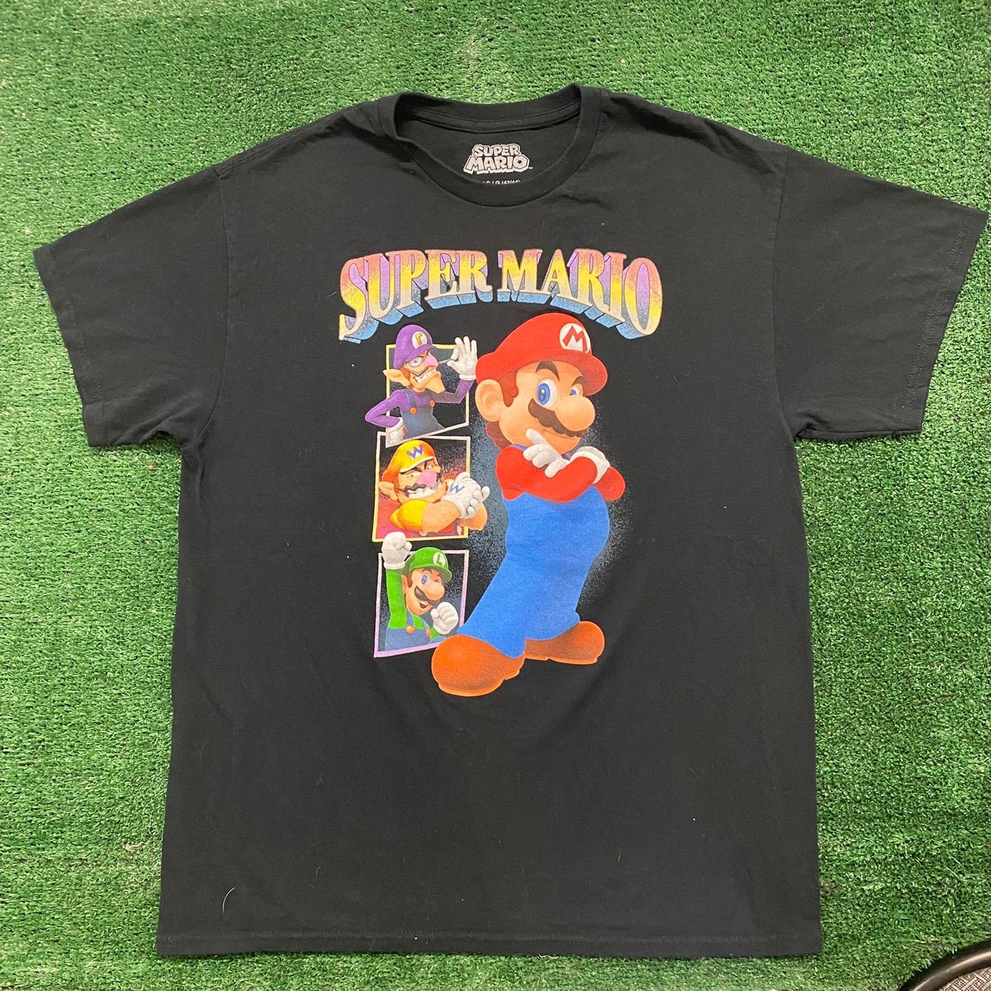 Vintage Y2K Nintendo Super Mario Essential Gaming T-Shirt