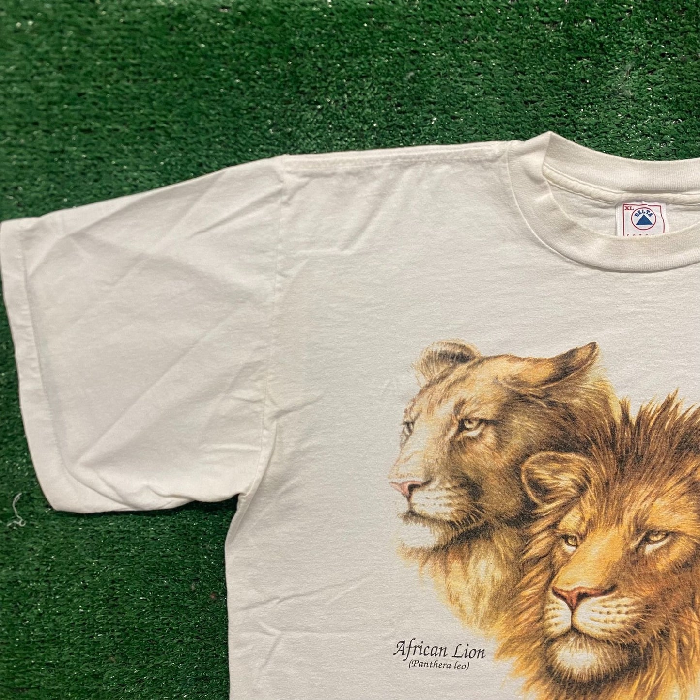 Vintage 90s African Lion Shirt Single Stitch Nature Art Tee