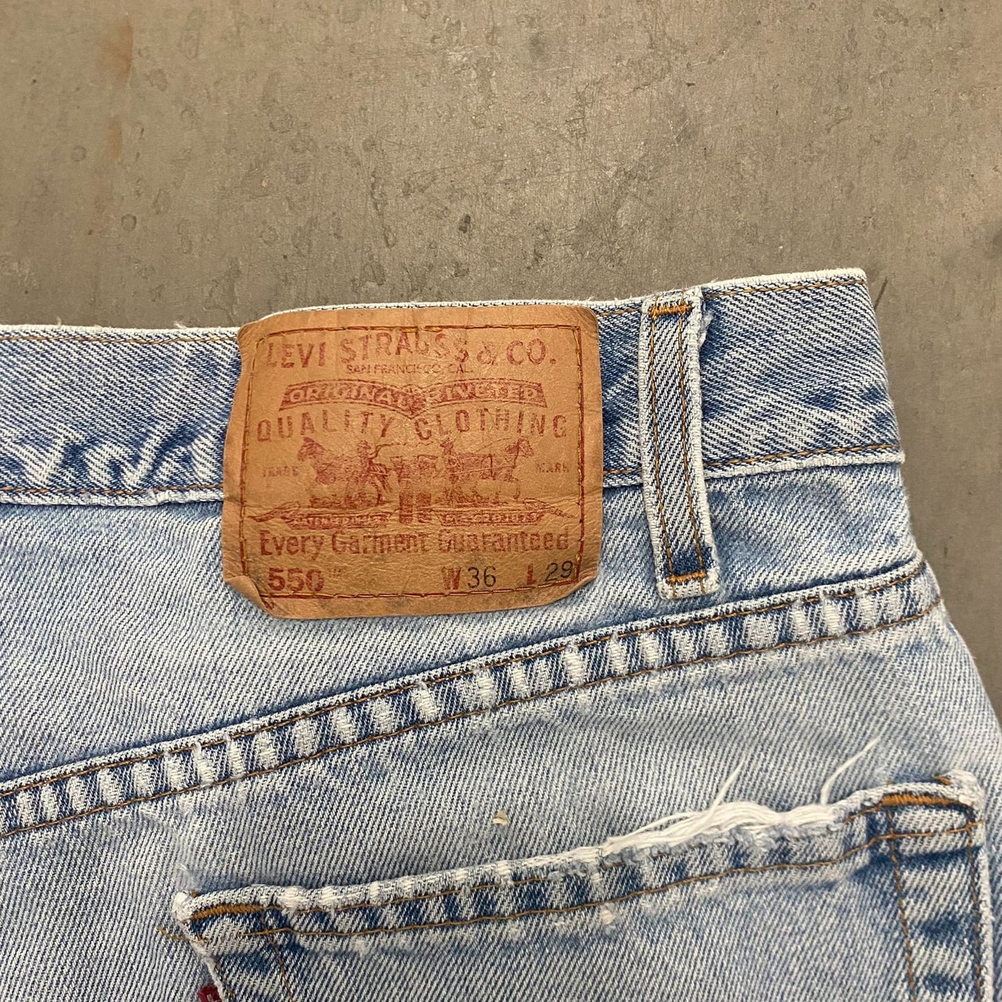 Vintage 90s Levi's 550 Jeans Distressed Faded Denim Pants