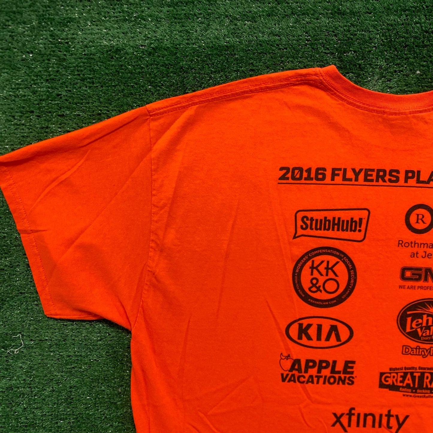 Vintage Y2K Philadelphia Flyers Shirt NHL Hockey Logo Tee