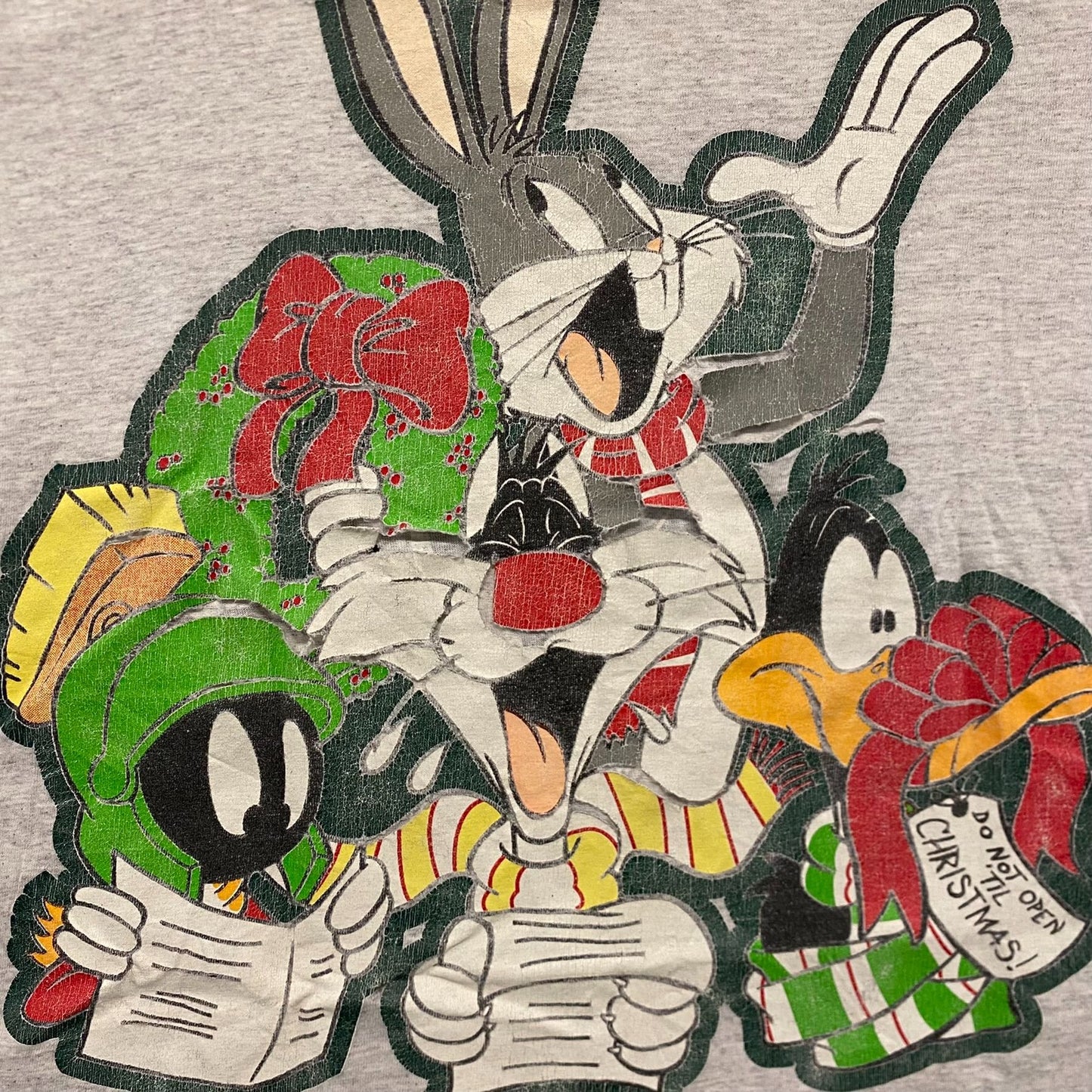 Looney Tunes Christmas Vintage 90s Cartoon T-Shirt