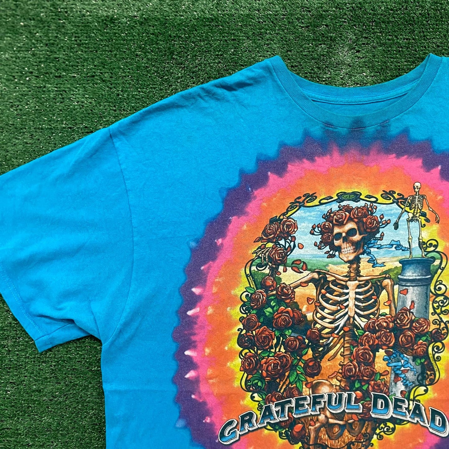 Vintage Y2K Essential Baggy Grateful Dead Skull Band T-Shirt