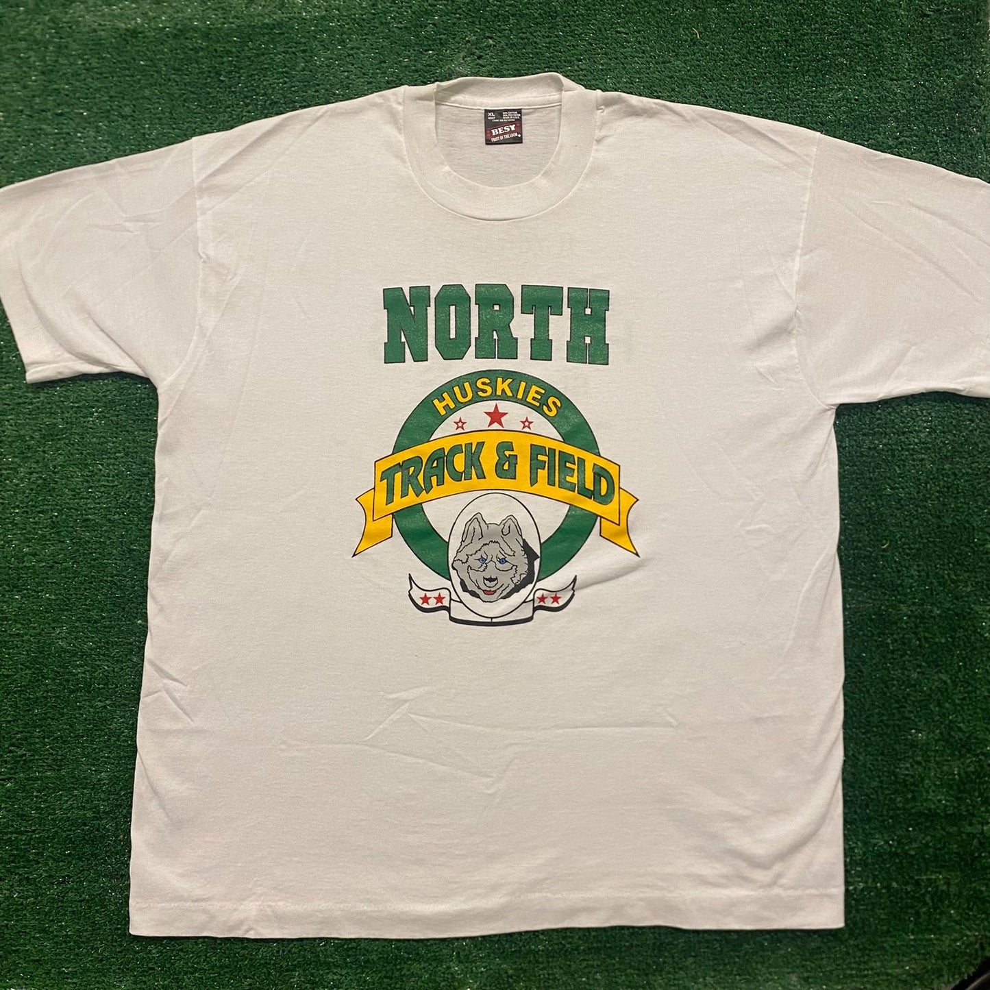 Huskies Track & Field Vintage 90s Sports T-Shirt
