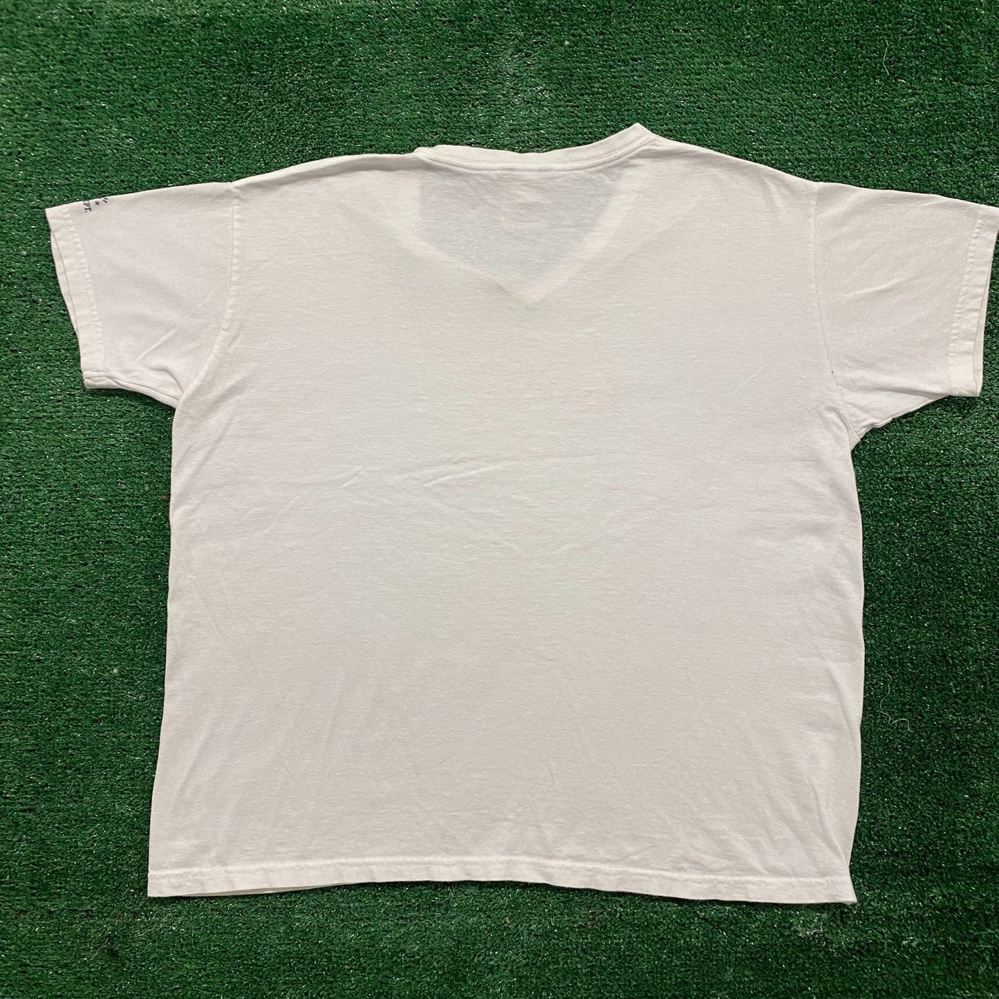 Vintage Y2K Nike Center Swoosh Big Logo White Athletic Tee