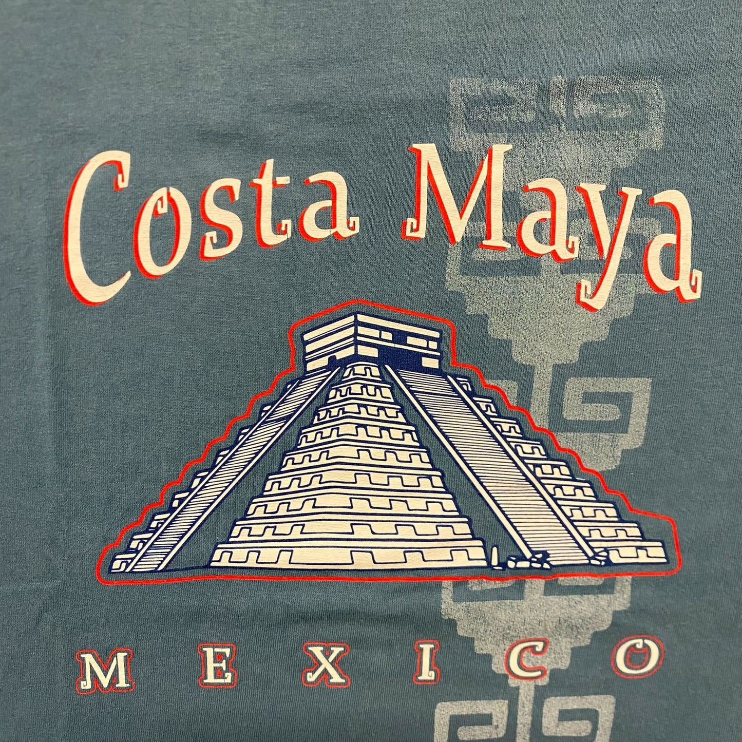 Vintage 2000s Mexico Mayan Temple Pyramid Tourist T-Shirt