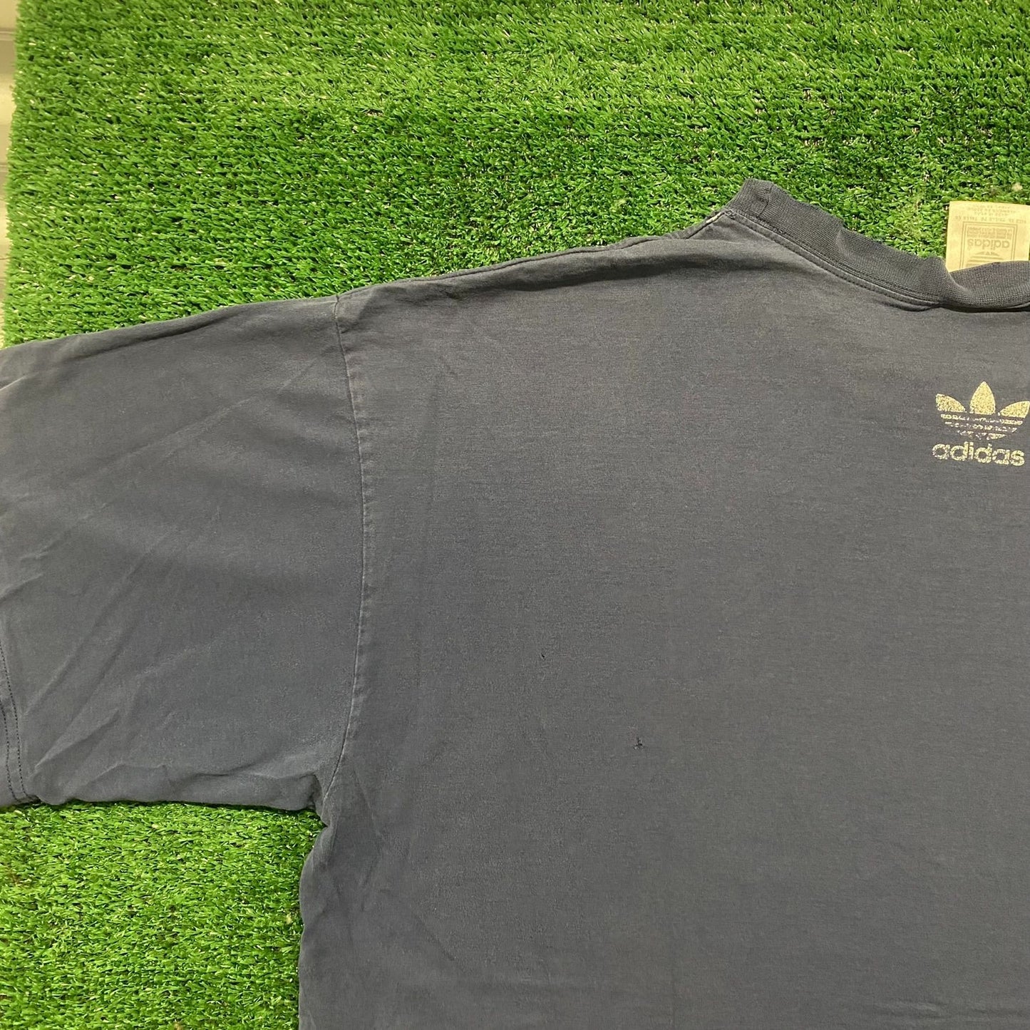 Vintage 90s Adidas Originals 3D Trefoil Shirt Sun Faded Tee