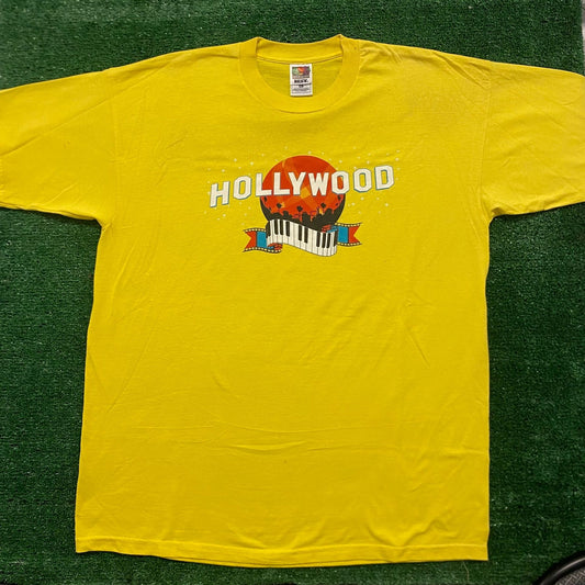 Vintage Y2K Hollywood California Tourist Souvenir T-Shirt