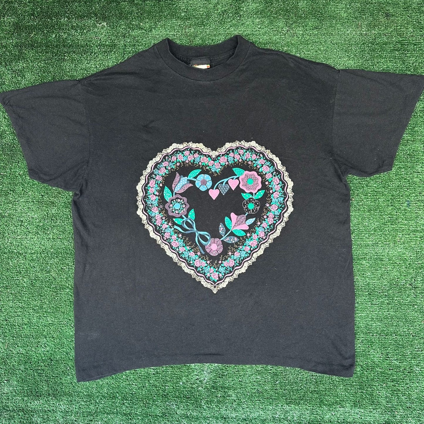 Vintage 90s Floral Lace Heart T-Shirt Black L Single Stitch Grandma Whimsigoth