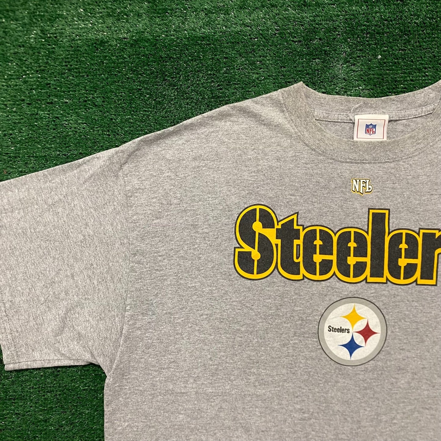 Vintage Y2K Pittsburgh Steelers Football Logo NFL Gray Tee