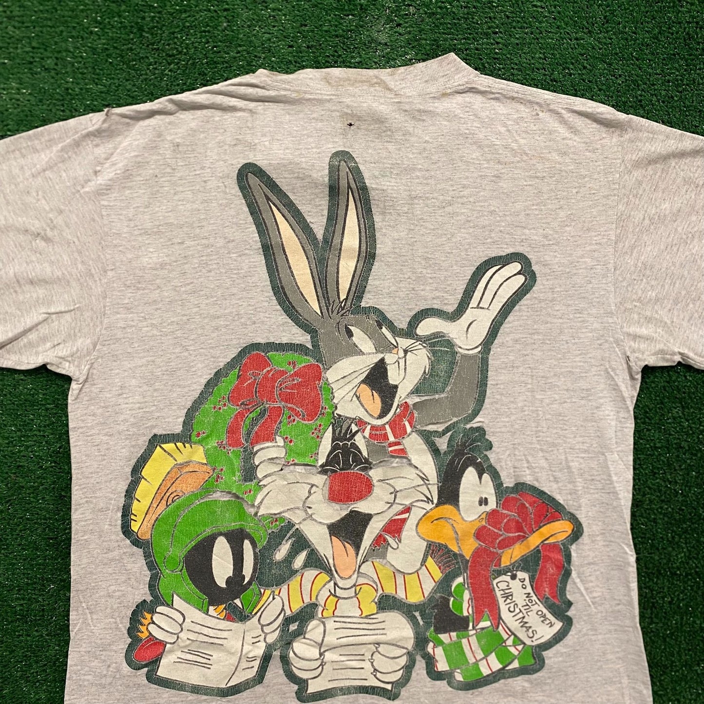 Looney Tunes Christmas Vintage 90s Cartoon T-Shirt